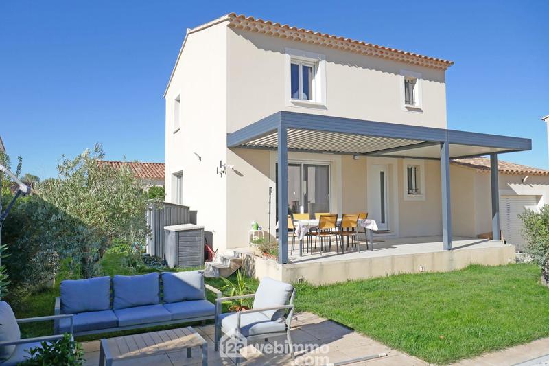 Villa - 100 m² - 4 pièces