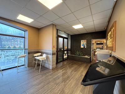 Local commercial - 100 m² - 2 pièces