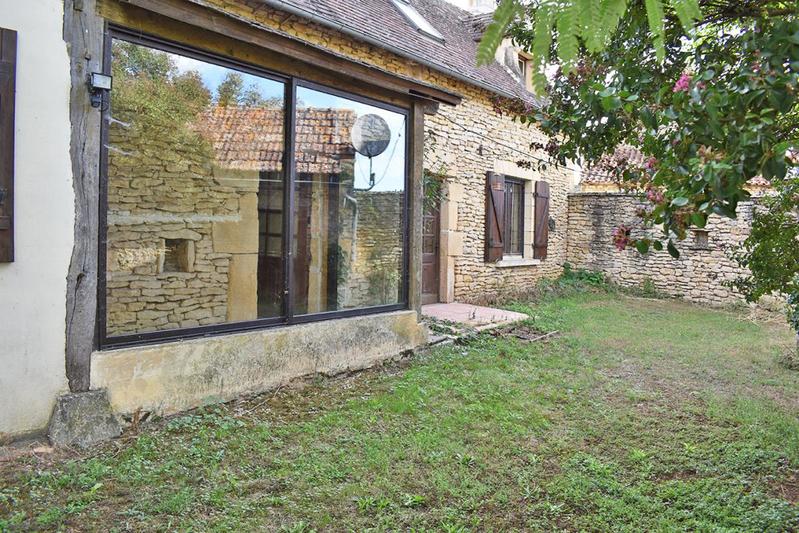 Maison - 330 m² - 13 pièces