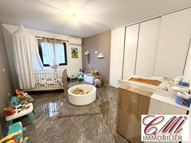 Maison - 150 m² - 5 pièces