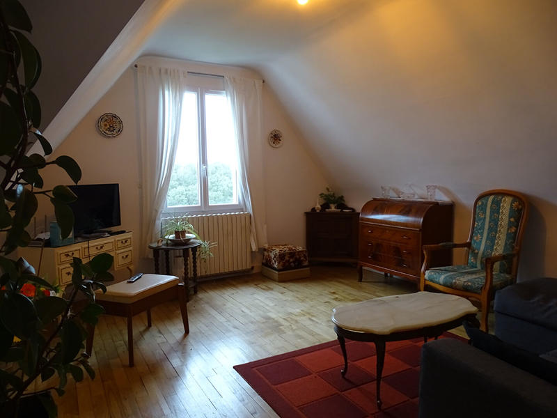 Maison - 208 m² - 13 pièces