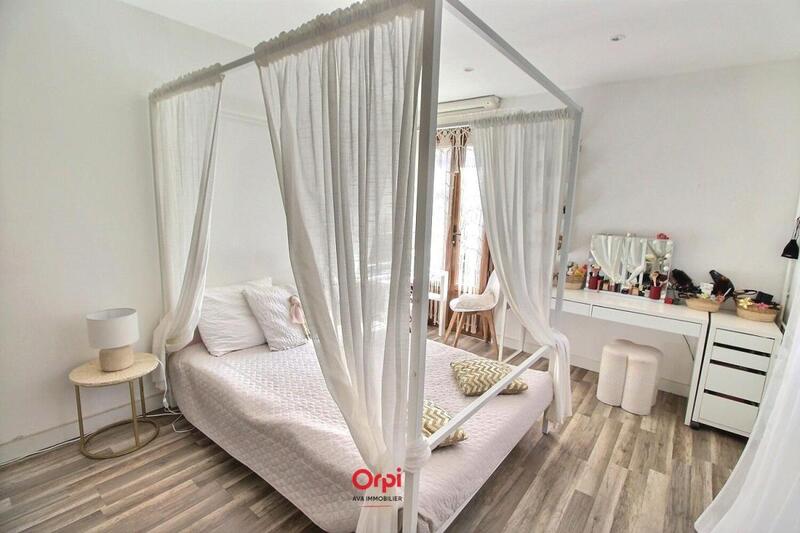 Maison - 111 m² - 4 pièces