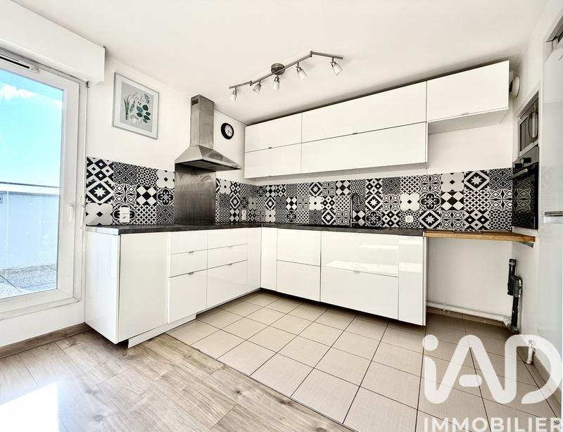 Appartement - 96 m² - 4 pièces