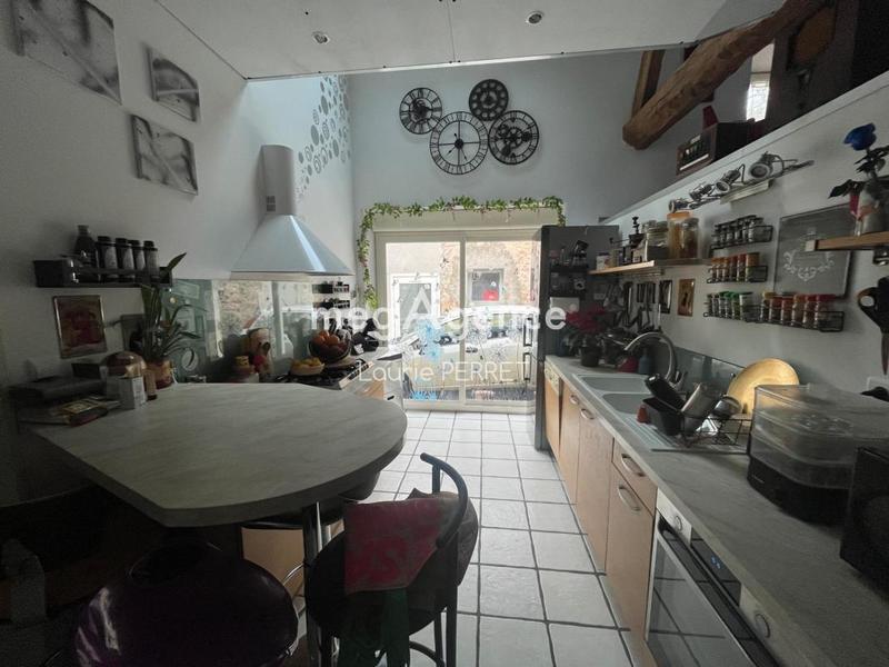 Maison - 140 m² - 5 pièces