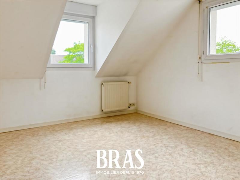 Maison - 98 m² - 5 pièces