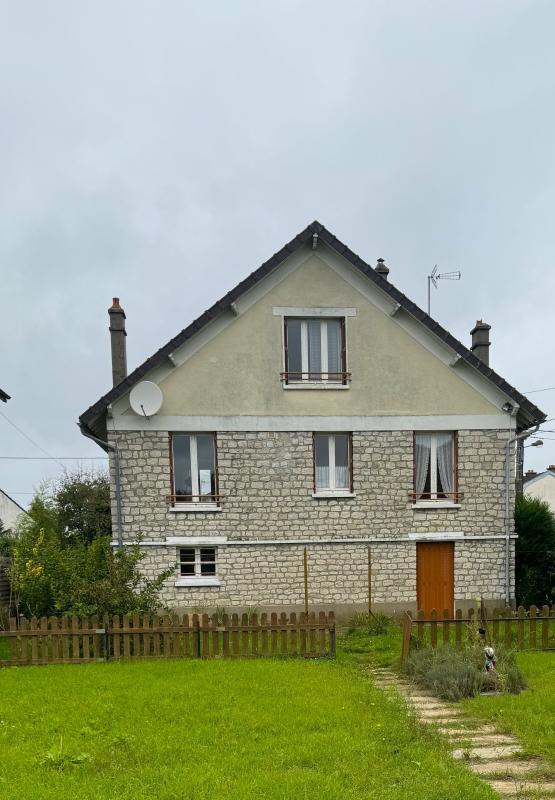Maison - 97 m² - 4 pièces