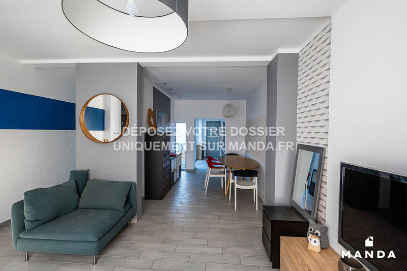 Chambre - 11 m² - 4 pièces