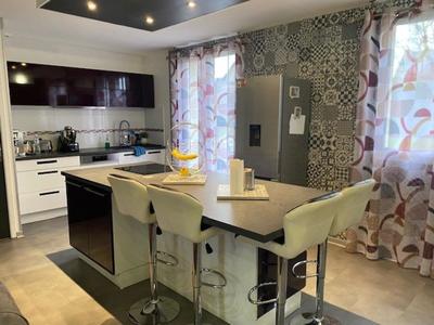 Maison - 129 m² - 6 pièces