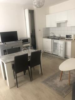 Immeuble - 210 m² - 6 pièces