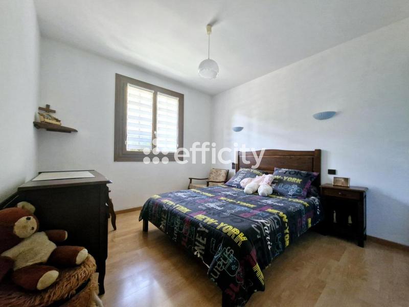 Maison - 111 m² - 5 pièces