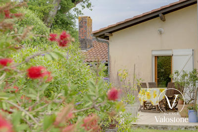 Maison traditionnelle - 188 m² - 7 pièces