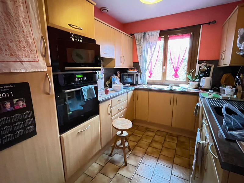 Maison - 180 m² - 9 pièces