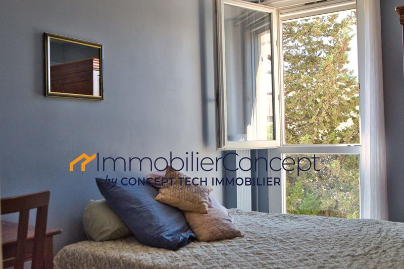 Appartement - 98 m² - 5 pièces