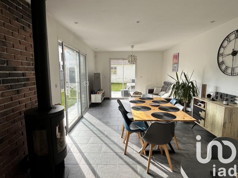 Maison - 99 m² - 6 pièces