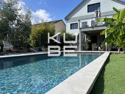 Maison - 183 m² - 7 pièces