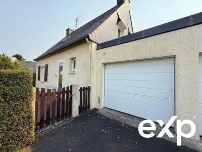 Maison - 93 m² - 4 pièces