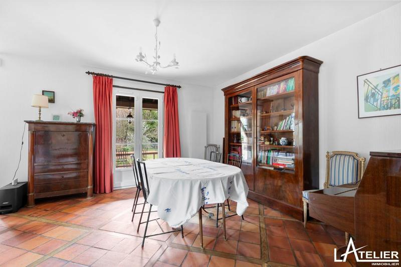 Maison - 145 m² - 7 pièces