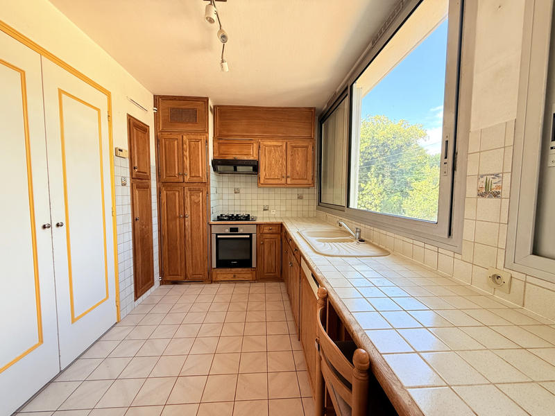 Appartement - 66 m² - 4 pièces