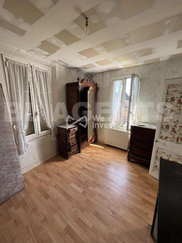 Maison - 95 m² - 5 pièces