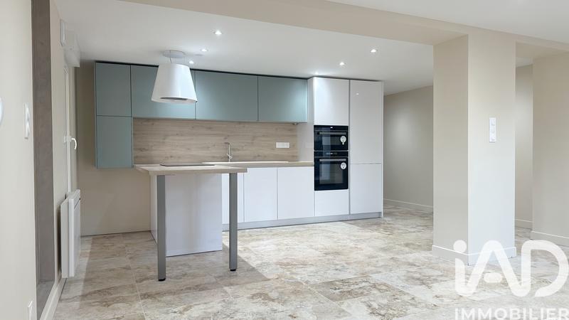 Appartement - 99 m² - 4 pièces