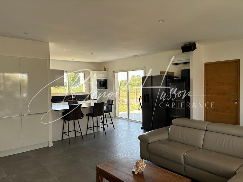 Maison - 102 m² - 5 pièces