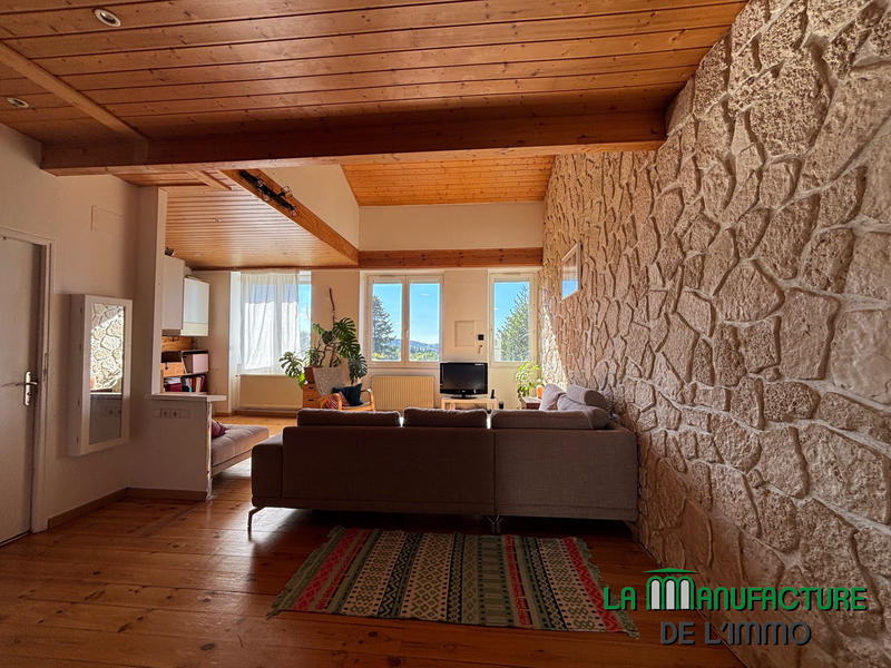 Maison - 175 m² - 6 pièces