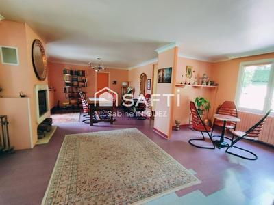 Maison - 299 m² - 8 pièces