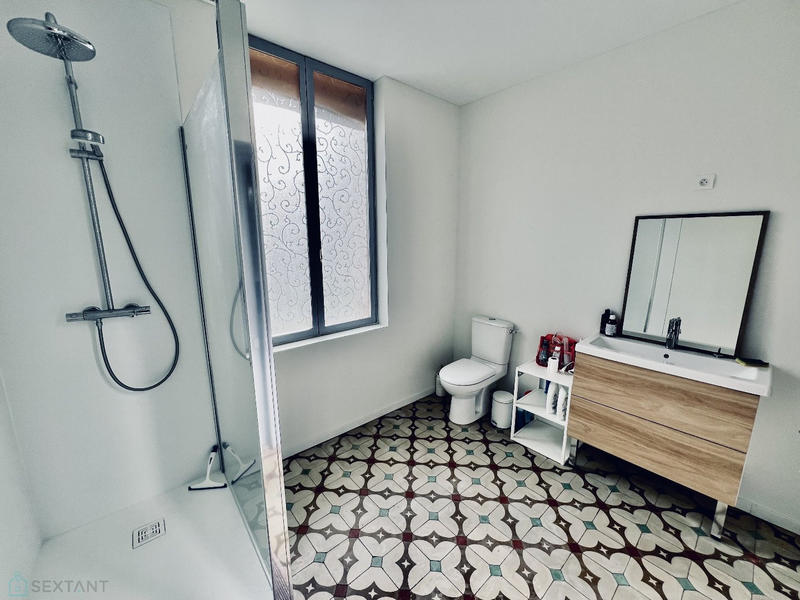 Maison - 88 m² - 7 pièces