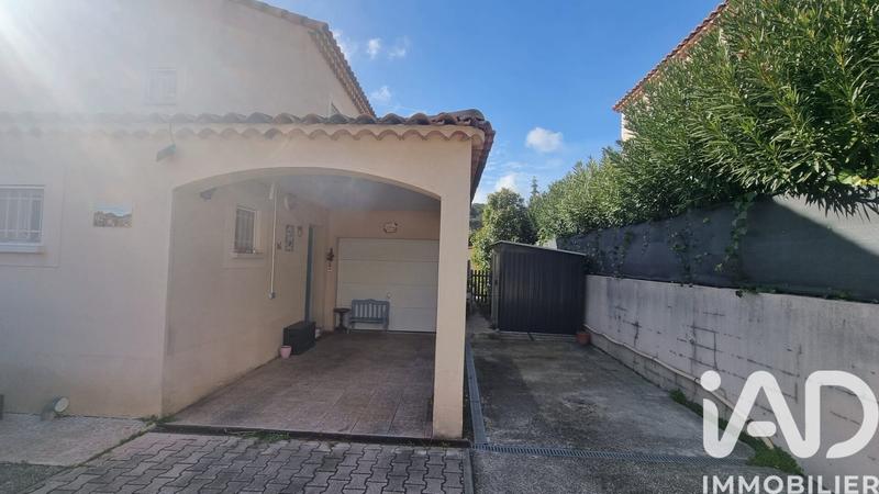 Maison - 104 m² - 5 pièces