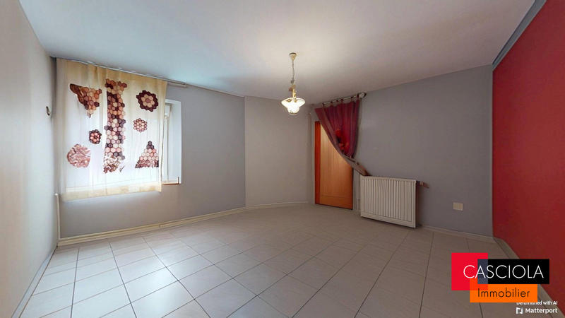 Maison - 210 m² - 7 pièces