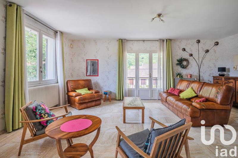 Maison - 181 m² - 8 pièces