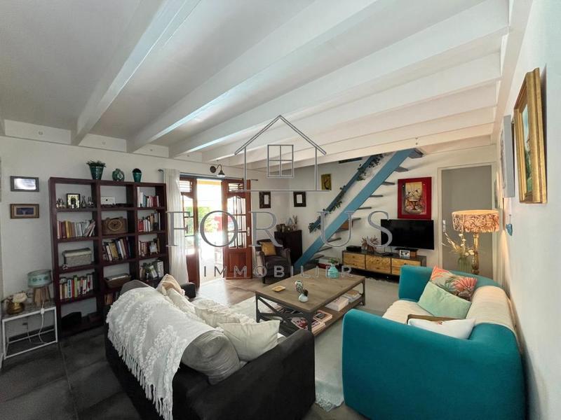 Maison - 95 m² - 5 pièces