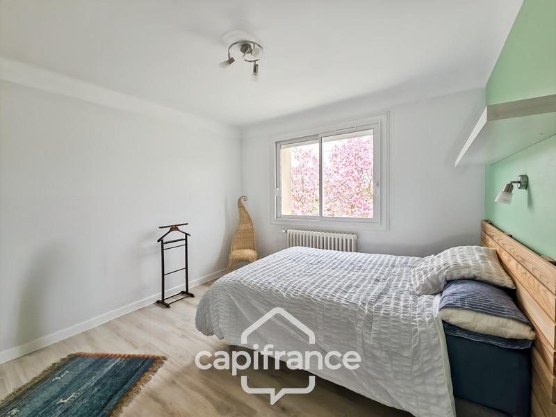 Maison - 222 m² - 6 pièces