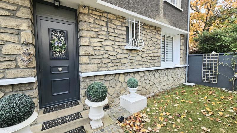 Maison ancienne - 147 m² - 8 pièces