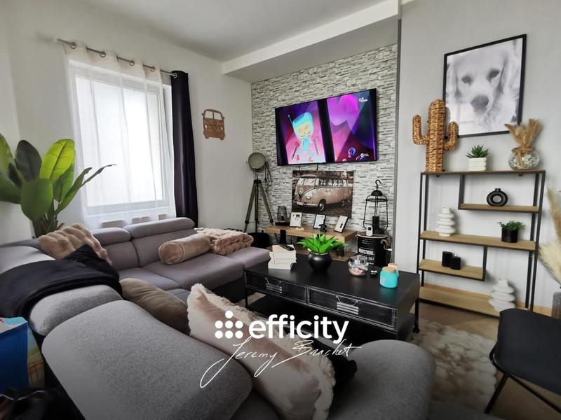 Immeuble - 252 m² - 9 pièces