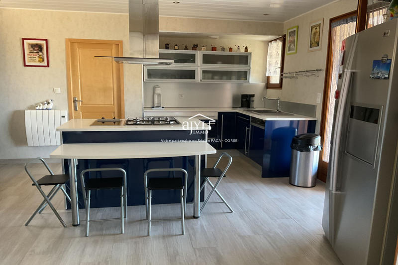 Maison - 134 m² - 5 pièces