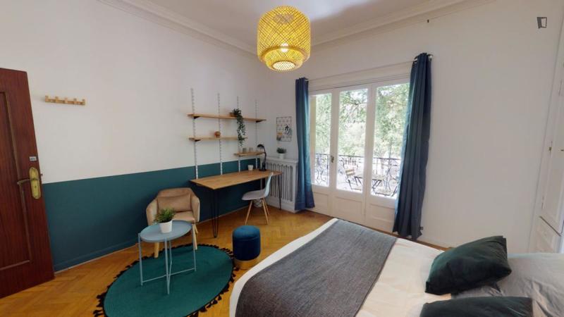 Chambre - 19 m² - 10 pièces