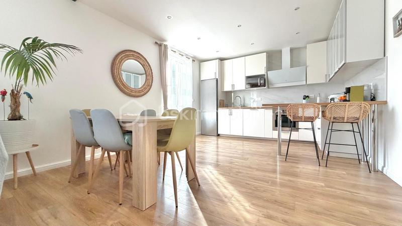 Duplex - 92 m² - 5 pièces