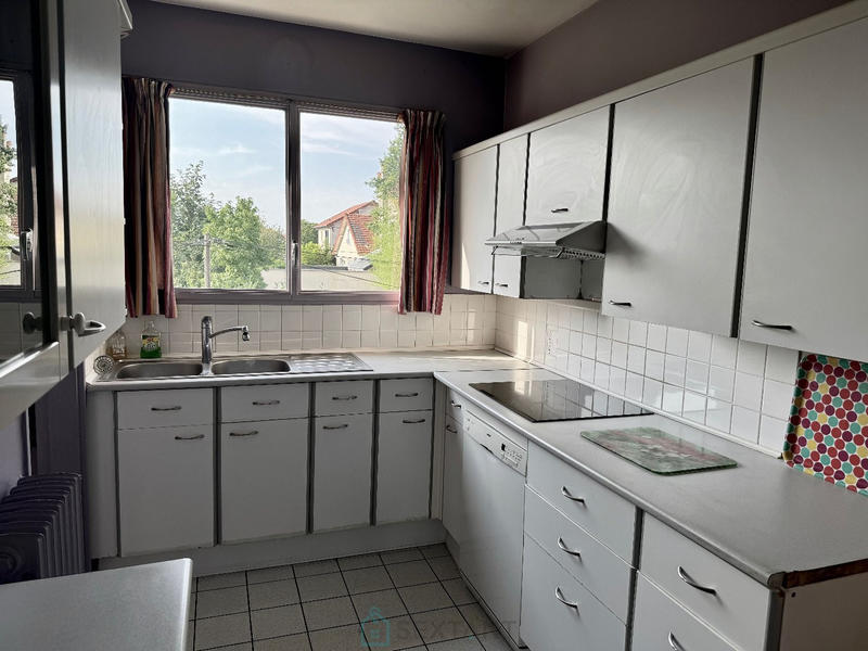 Appartement - 80 m² - 4 pièces