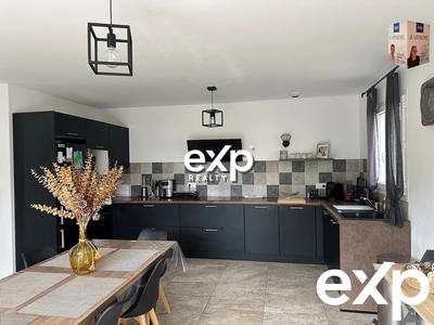 Maison - 81 m² - 4 pièces