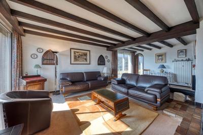 Appartement - 155 m² - 6 pièces