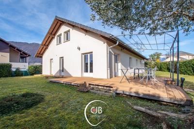 Maison - 137 m² - 4 pièces