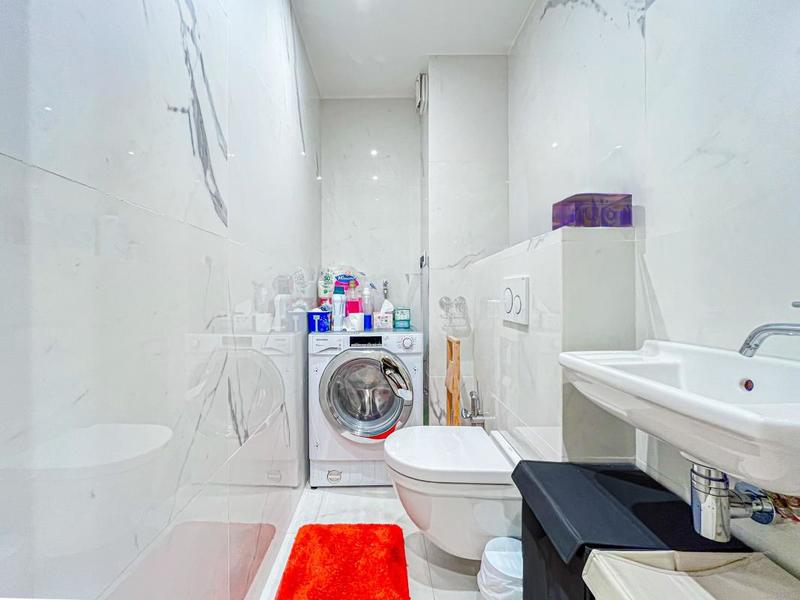 Appartement - 90 m² - 5 pièces