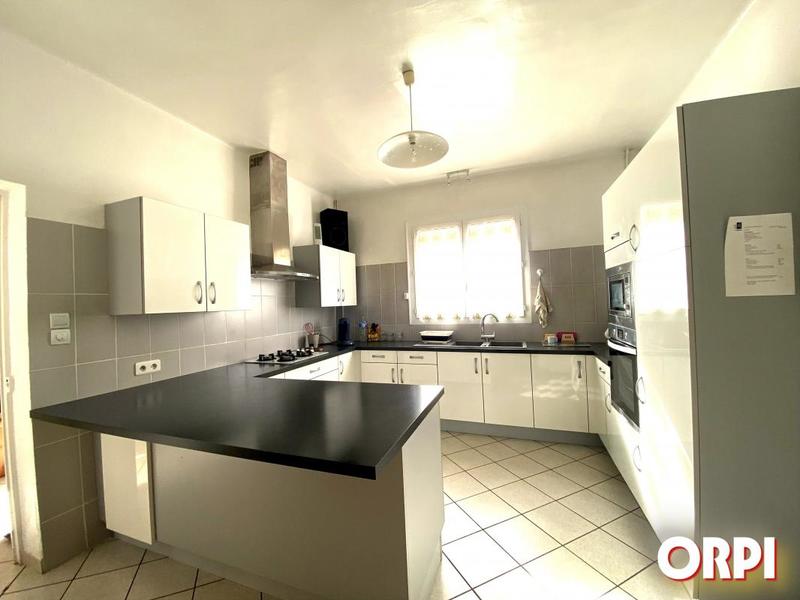 Villa - 137 m² - 4 pièces