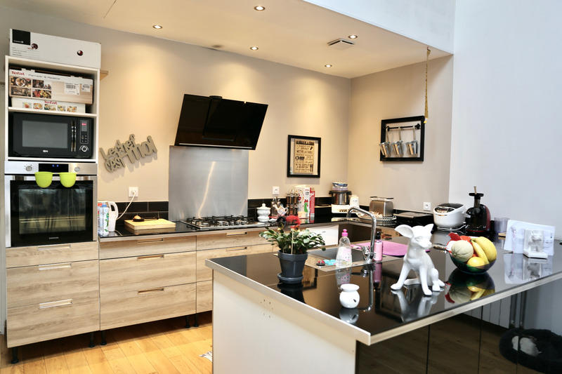 Maison - 137 m² - 5 pièces