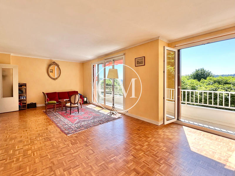 Appartement - 85 m² - 4 pièces