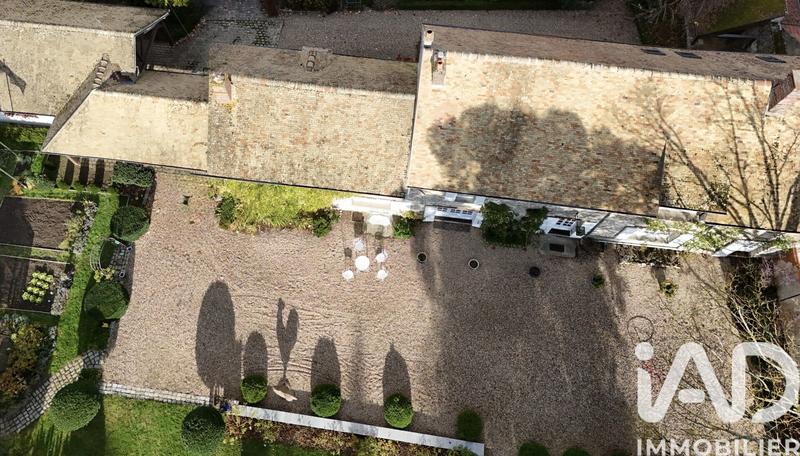 Maison de village - 265 m² - 10 pièces