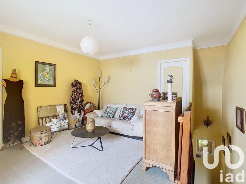 Maison - 165 m² - 10 pièces