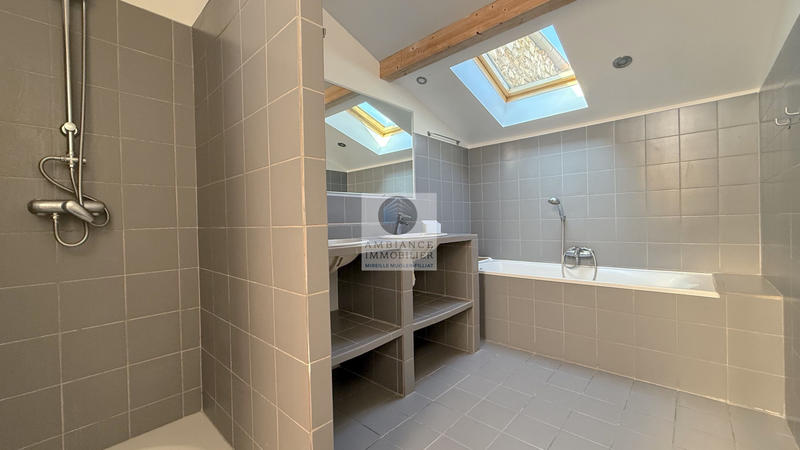 Maison - 157 m² - 6 pièces