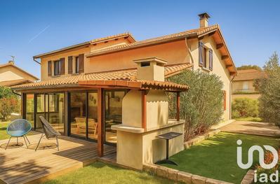 Maison - 122 m² - 5 pièces